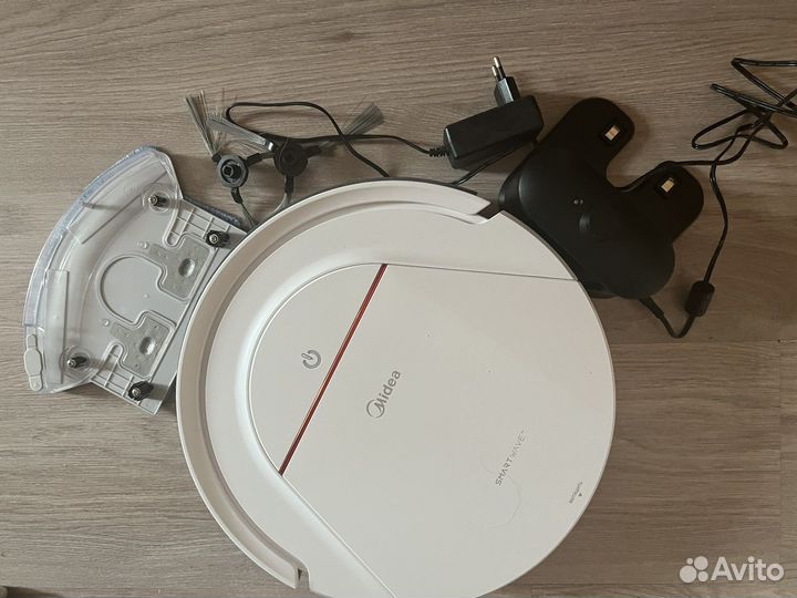 Робот пылесос моющий midea
