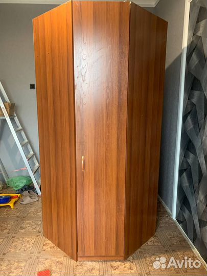 Шкаф угловой большой 900*900