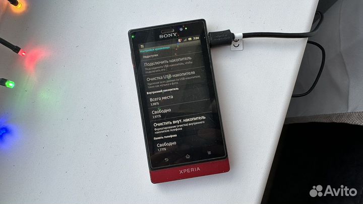 Телефон Sony Xperia Sola