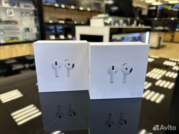 Новые беспроводные наушники Apple airpods 4