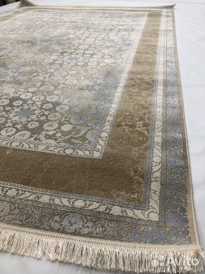 Ковер персидский 200х300 для зала на пол