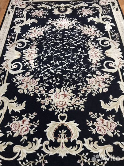 Ковер шерстяной