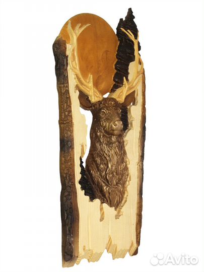 Резное панно из дерева 