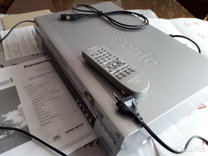 Видеомагнитофон panasonic новый