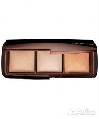 Палетка для лица Hourglass Ambient Lighting Palett