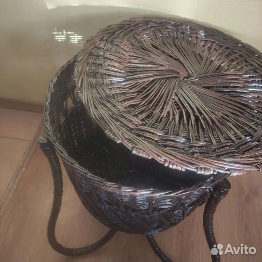 Столик -корзина