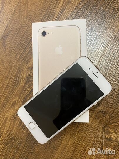 iPhone 7, 32 ГБ