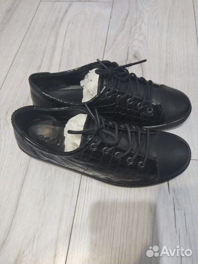 Кеды ecco soft II лаковые 38р