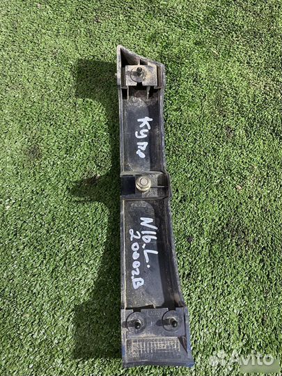 Накладка под задний левый фонарь хетч Almera N16