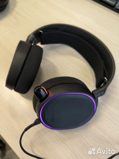 Игровые наушники steelseries arctis 5