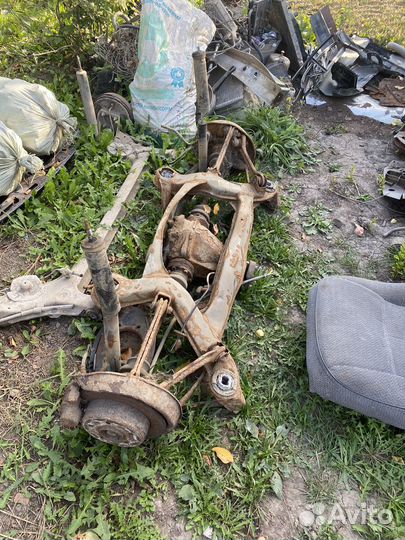 Редуктор с подрамником на mercedes 202
