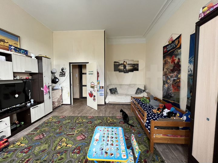 Комната 33,6 м² в 5-к., 3/4 эт.