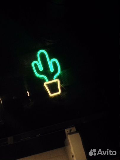 Фигурка кактус