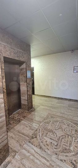 2-к. квартира, 40 м², 1/9 эт.