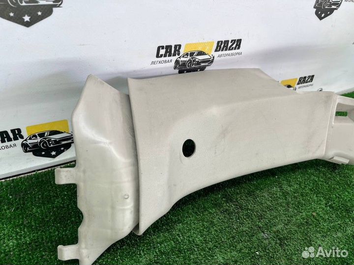 Обшивка стойки задней левой L верхняя