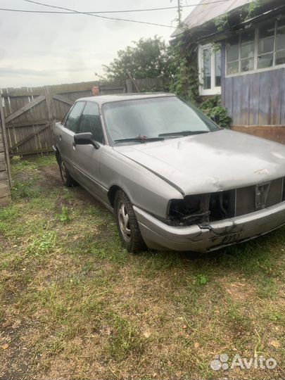 Audi 80 1.8 МТ, 1987, битый, 100 000 км