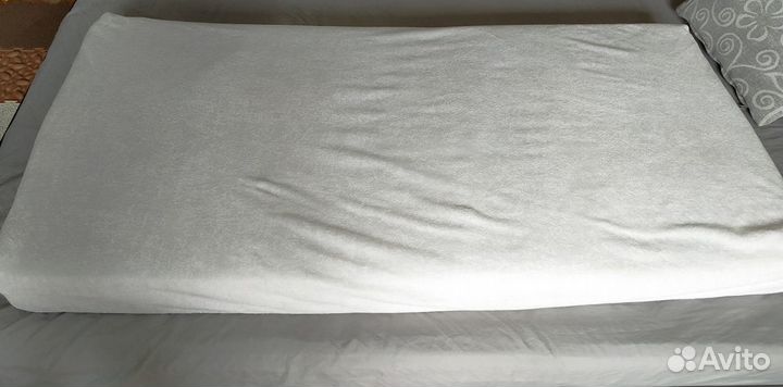 Детская кроватка 120*60, матрас 120*60 и простыни