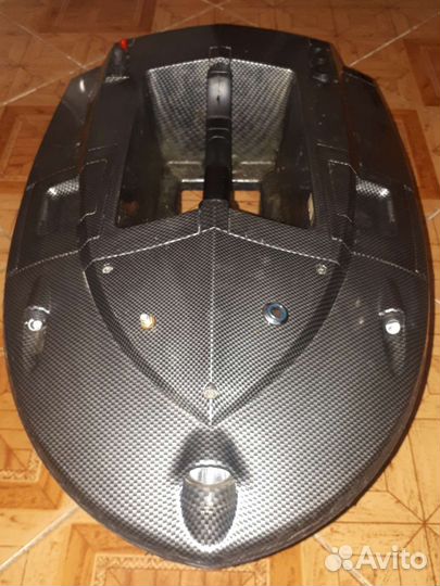 Carpboat skarp carbon +fish finder FD500
