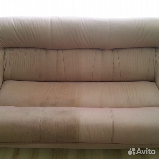 Профессиональная химчистка мягкой мебели на дому