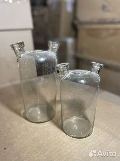 Бутыль с двумя горловинами 0,5 и 1 л