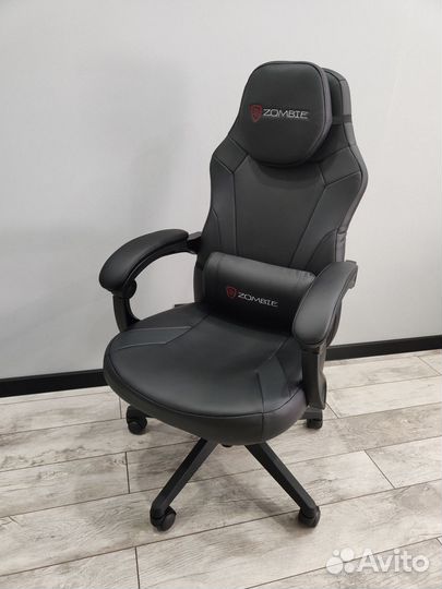 Компьютерное кресло игровое