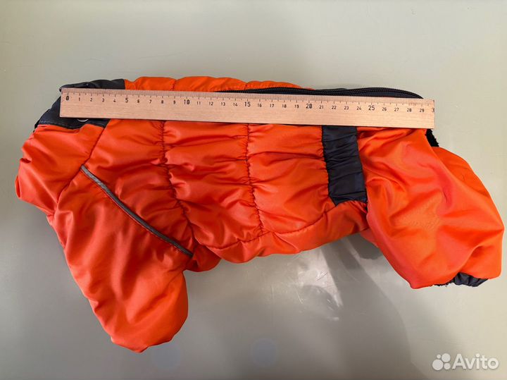 Зимний комбинезон для маленькой собаки