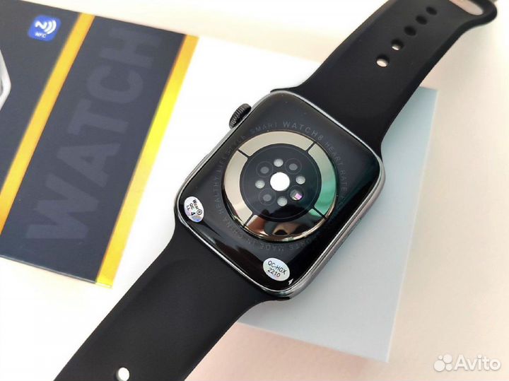 Apple Watch 8 (DT NO 1)