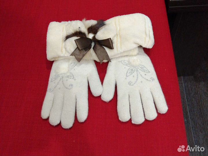 Повязка на голову и перчатки