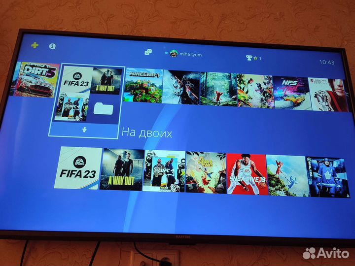 Sony PS4 slim 1TB 2 джойстика и много игр