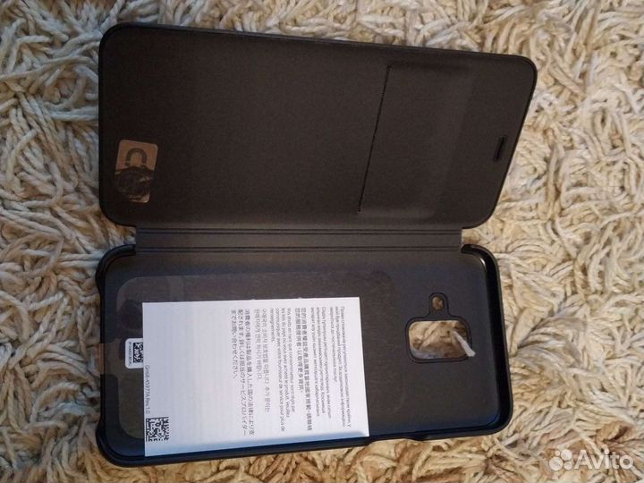 Чехол на телефон