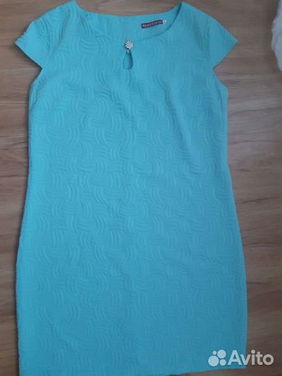 Продам новое платье