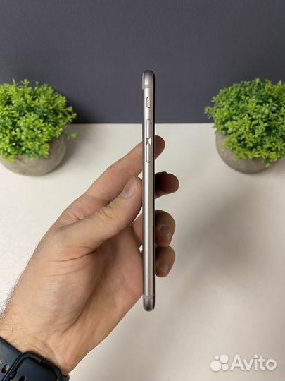 iPhone 6S, 64 ГБ