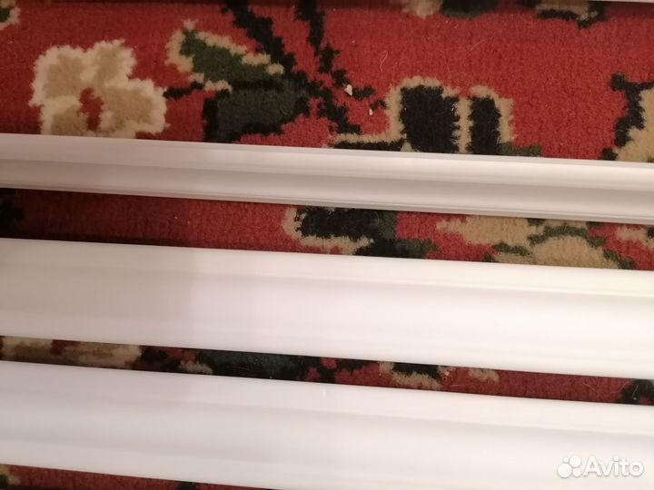 Потолочный плинтус
