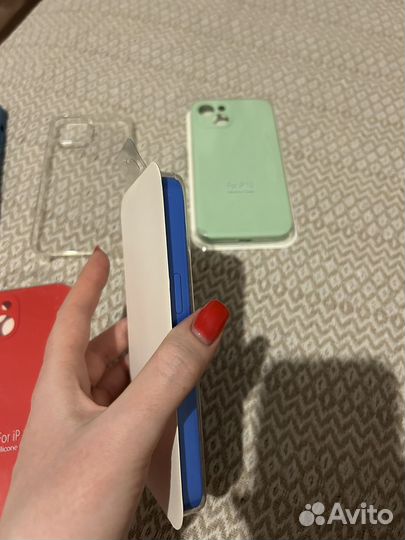 Чехол на iPhone 13