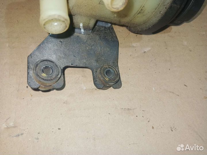 Бачок гур Hyundai Matrix