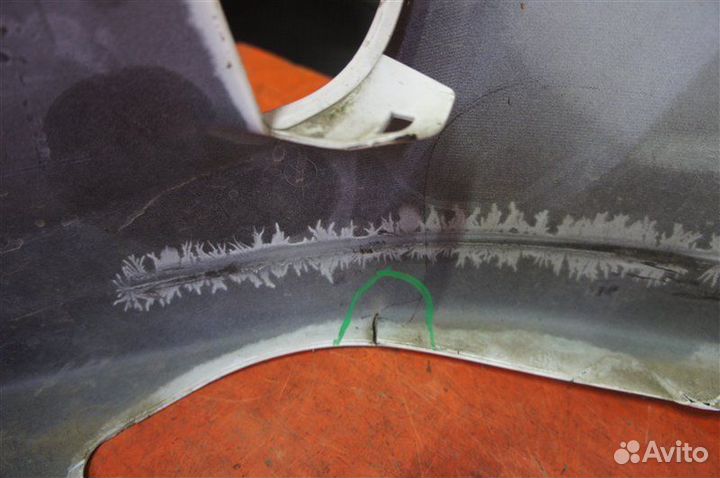 Бампер передний Toyota Prius ZVW30 2013