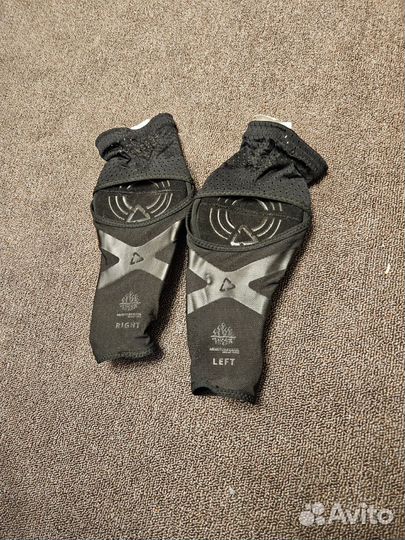 Налокотники leatt