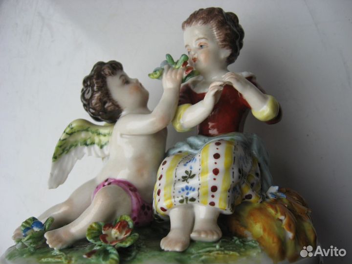 Антиквариат Путти скульптура дети