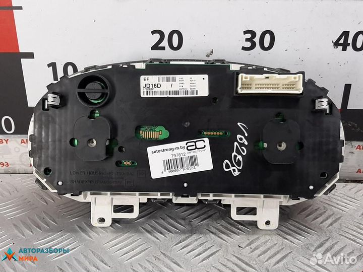 Щиток приборов (приборная панель) Nissan Qashqai