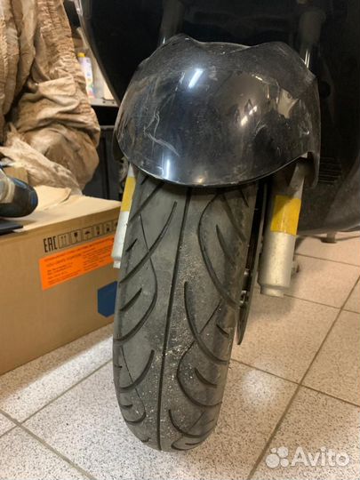 SYM GTS 250 макси-скутер