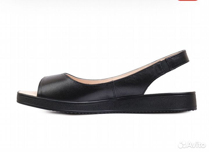 Женские сандалии