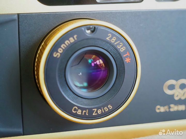 Contax T2 Gold 60th Year Limited Edition