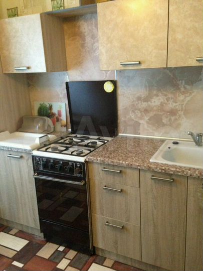 2-к. квартира, 58 м², 1/9 эт.