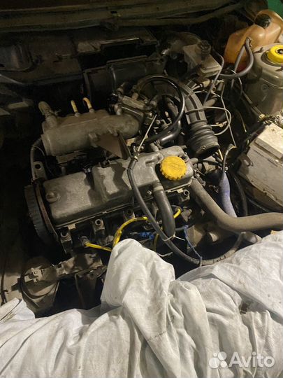 ВАЗ 2110 1.5 МТ, 2001, битый, 100 000 км