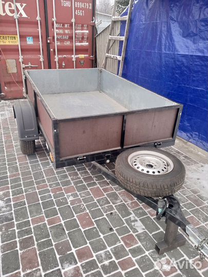 Прицеп на легковой автомобиль