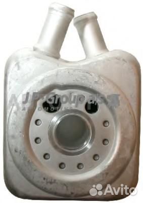 Радиатор масляный 80 Avant,A3,A3 Sportback,A4,A4 A