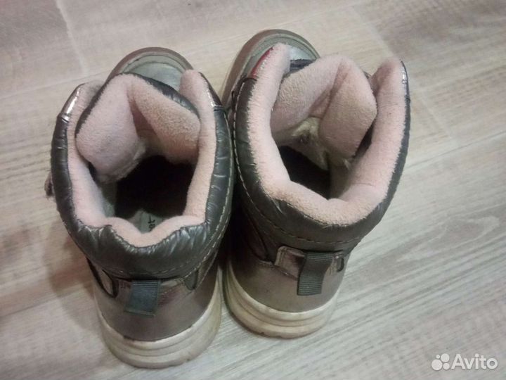 Утеплённые ботиночки для девочек