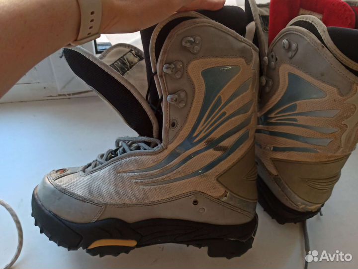 Сноубордические ботинки