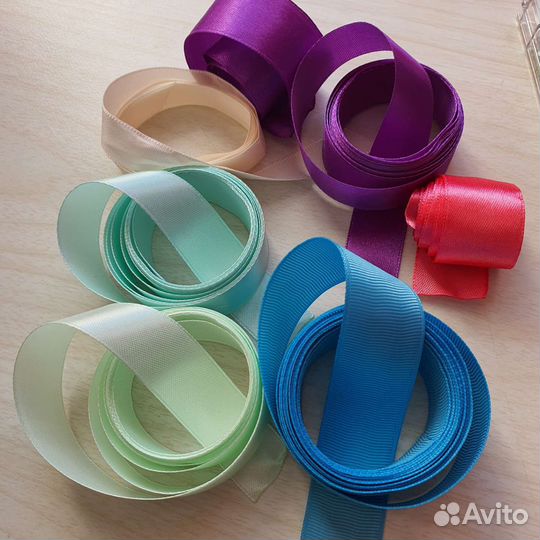 Ленты, материалы для рукоделия пакетом