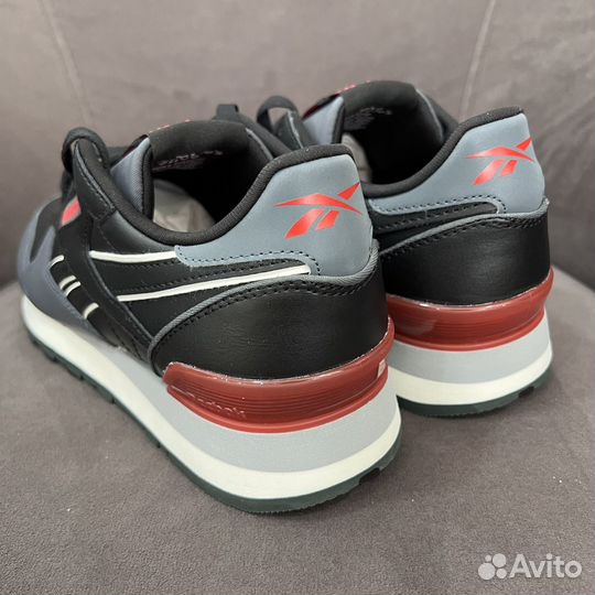 Кроссовки reebok classic оригинал